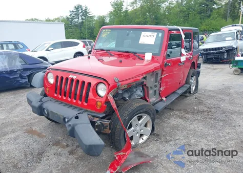 2012 Jeep Wrangler Unlimited Sport z USA, uszkodzony, nr VIN 1C4BJWDG0CL141332